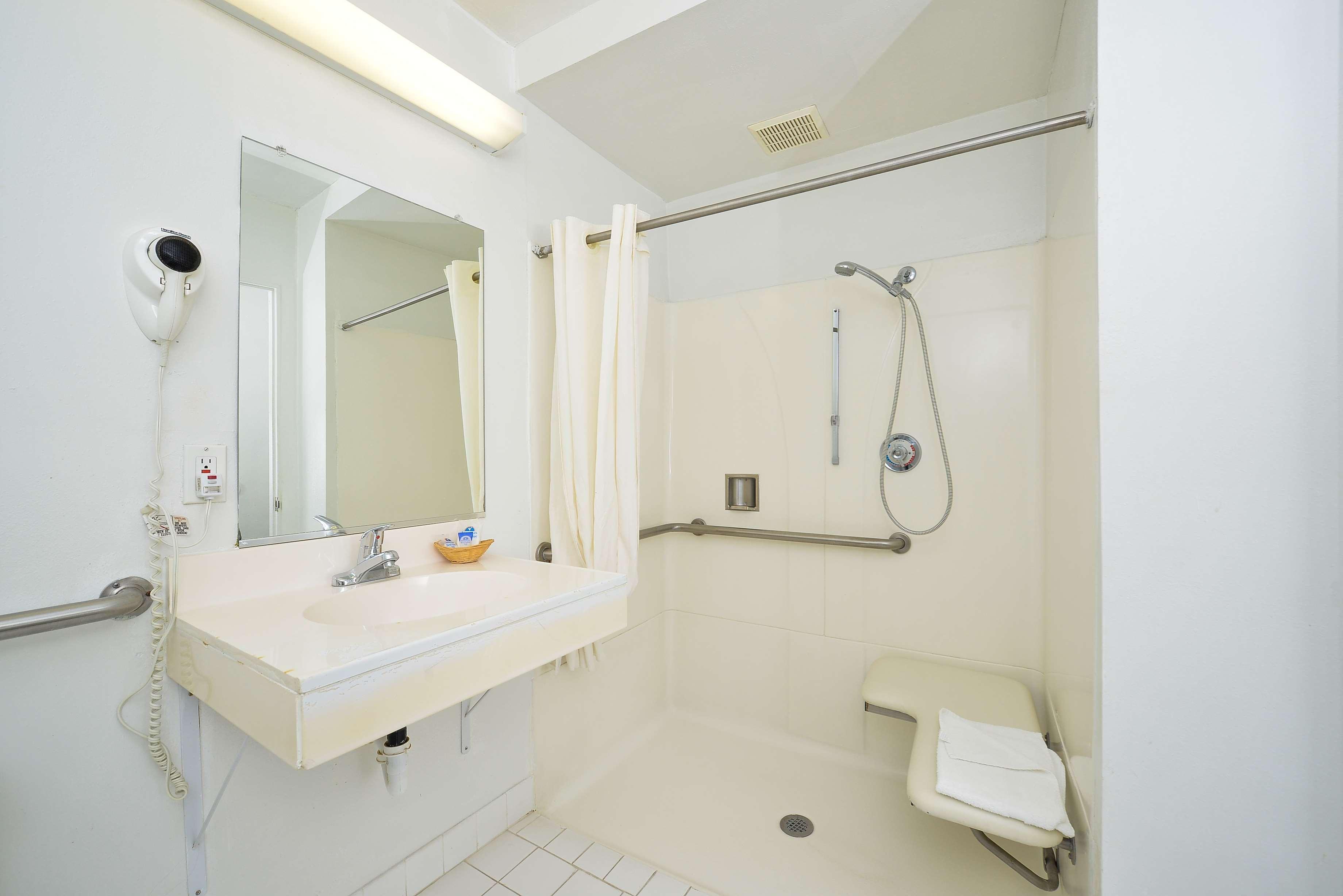 Americas Best Value Inn - Chico Habitación foto
